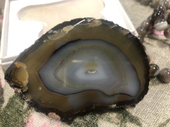 AGATE/ Ahāts