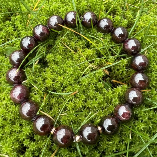 Granāta rokas rota ar rozā zelta hematītu 10 mm bumbiņām