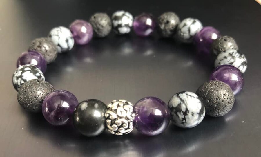 Spēka rota vīrietim arsniegpārslu  Obsidiānu ,lavu un ametistu, metāla savienojums 10 mm 